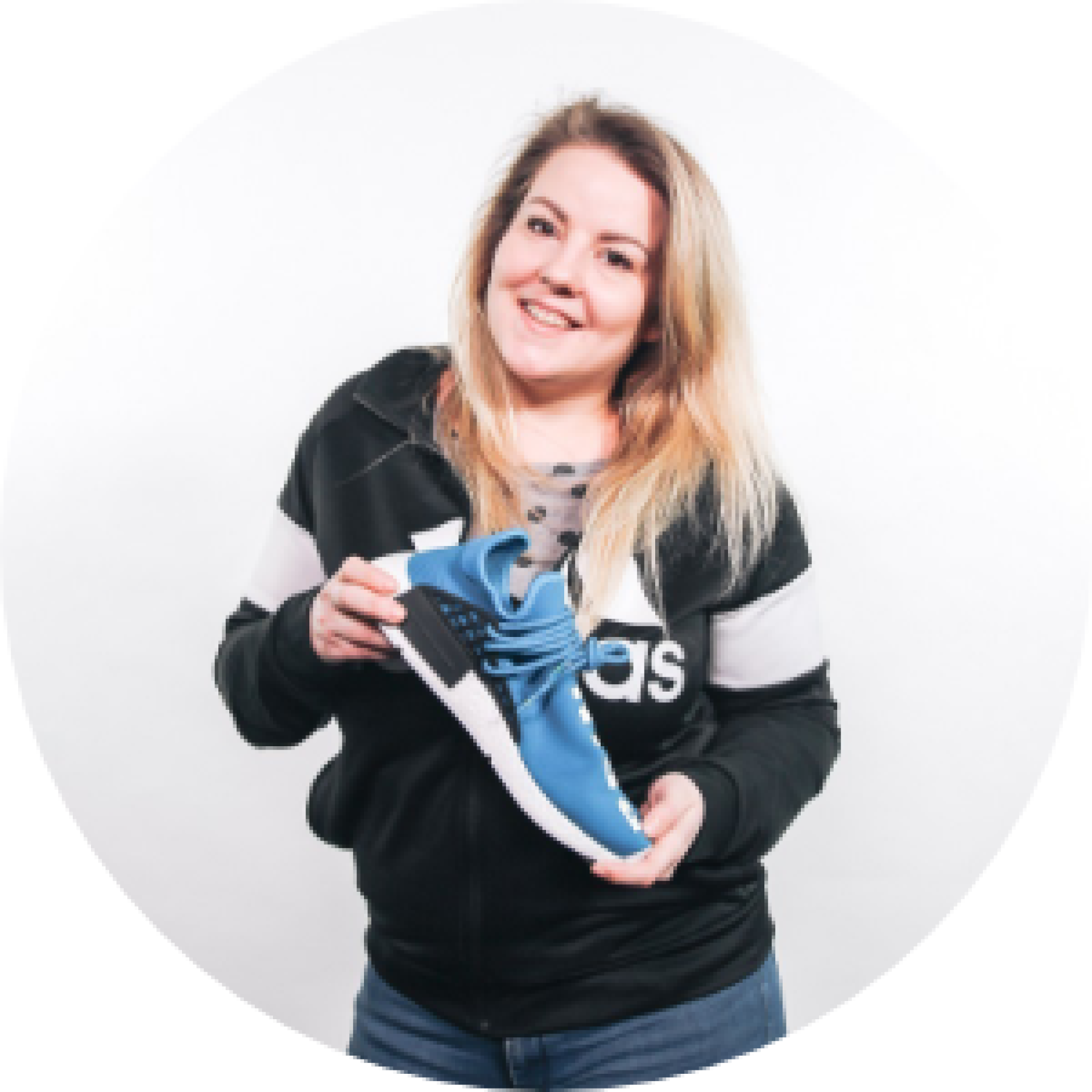 Michaela egedova footshop 300